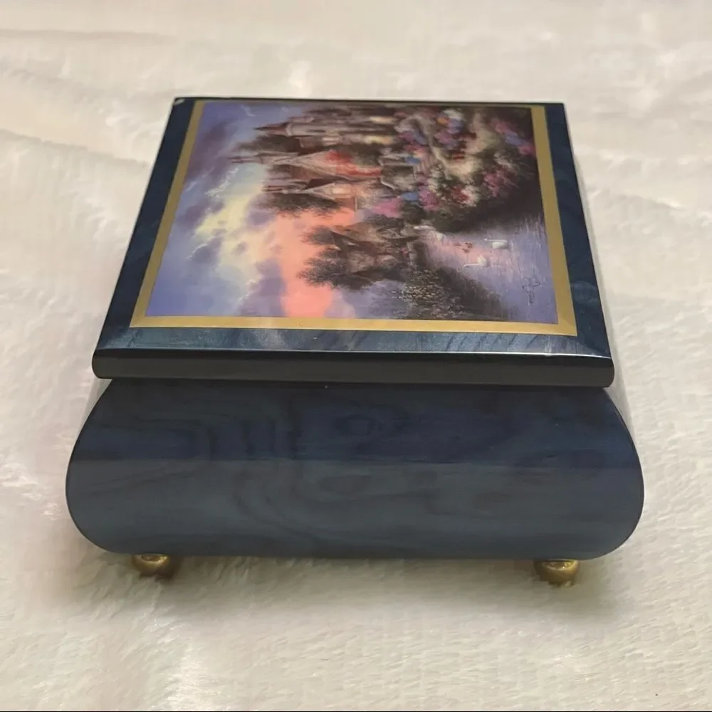 ERCOLANO Italian Jewelry musical box